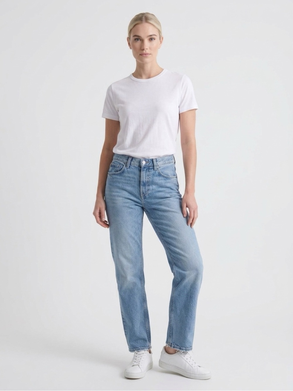 Zara Light Blue Straight Leg Women's Jeans